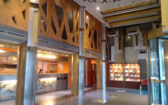 Homeinn Plus Hotel (Nanjing Railway Station Xuanwu Lake)