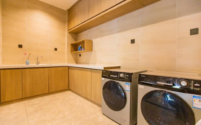 Hanting Premium Hotel Haining China Leather City