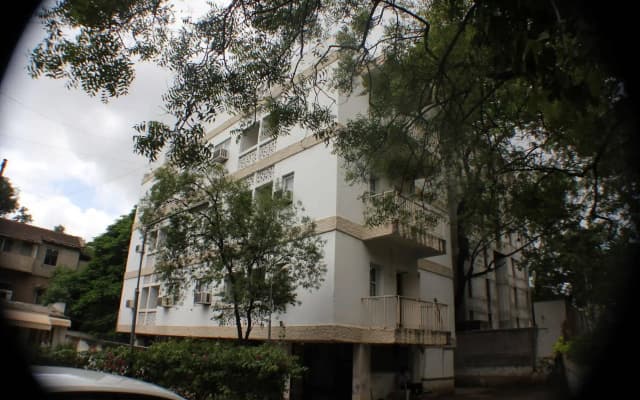 Hotel Bhooshan Sivajinagar