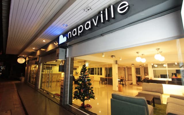 Napaville Huai Khwang Hostel