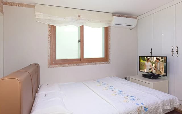 Geoje Willow Tree Pension