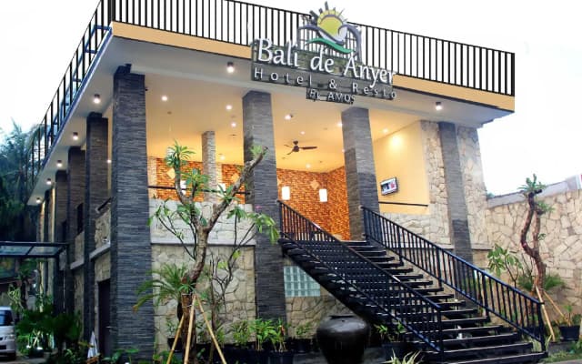 Bali de Anyer Hotel & Restaurant