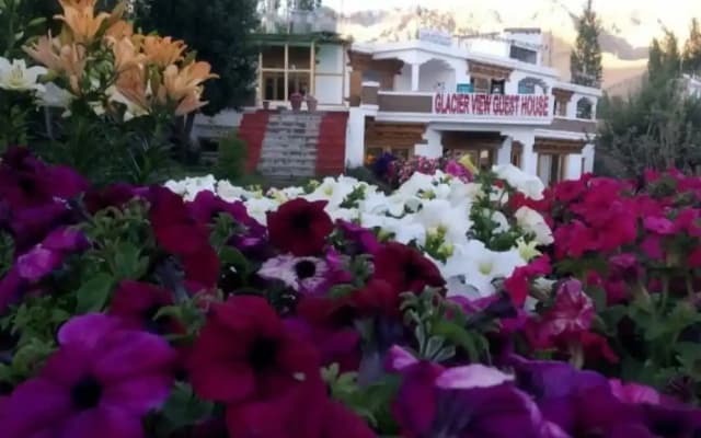 Glacier View Guest House