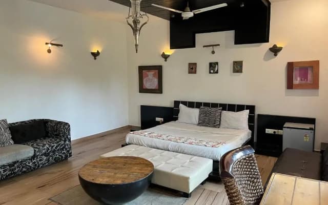 Aakritii Hotels