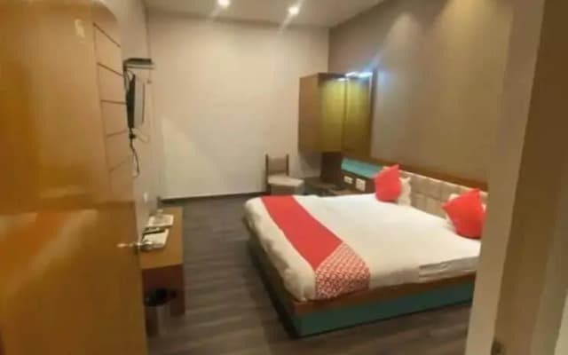 Hotel Raghupati - Ayodhya
