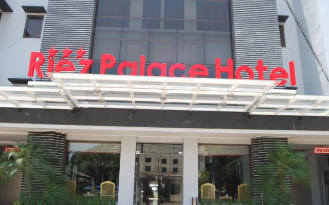 Riez Palace Hotel