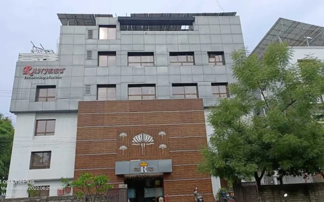 Hotel Ranjeet - Akola