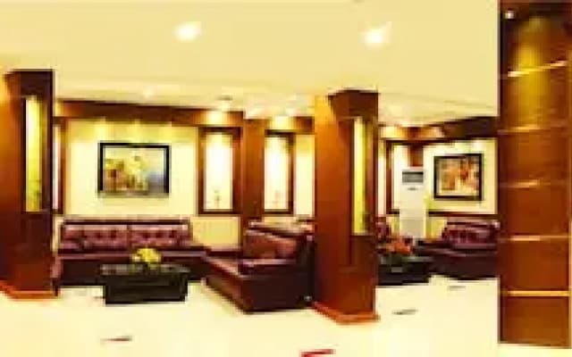 Hotel Sahana Castle