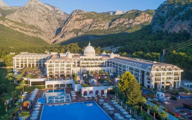 Juju Premier Palace 