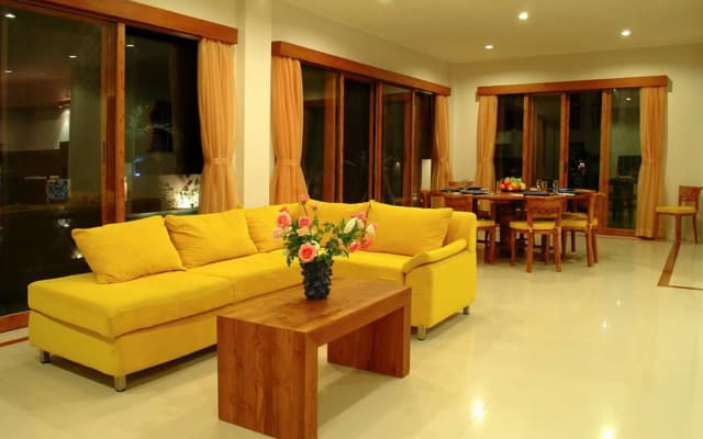 Blue Rose Villa