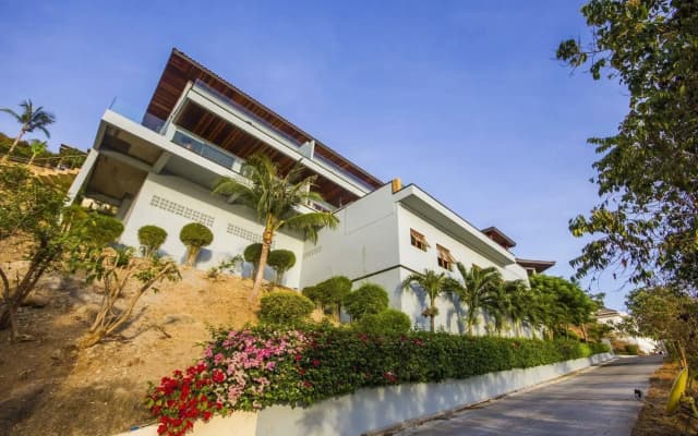 Baan Talay Sai Villa