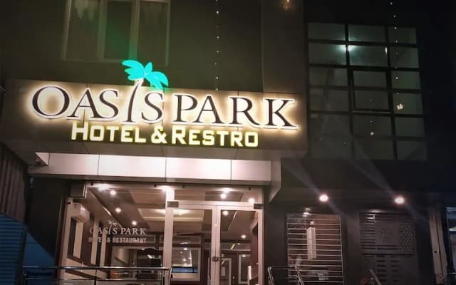 Hotel Oasis Park