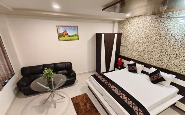 Hotel Tulsi Inn