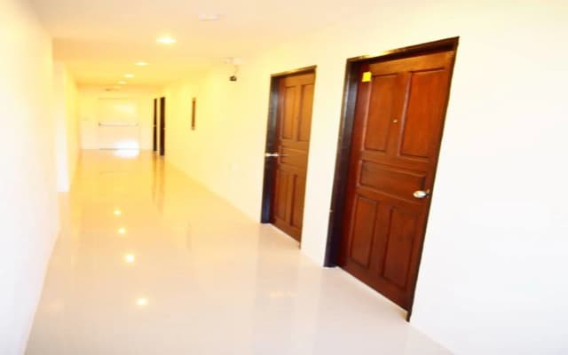 The Glasshouse Place (SHA Extra Plus)