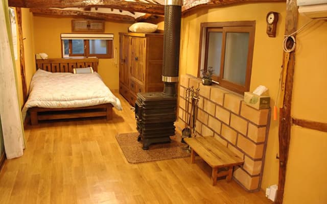 Asan Four Season Hanok Pension