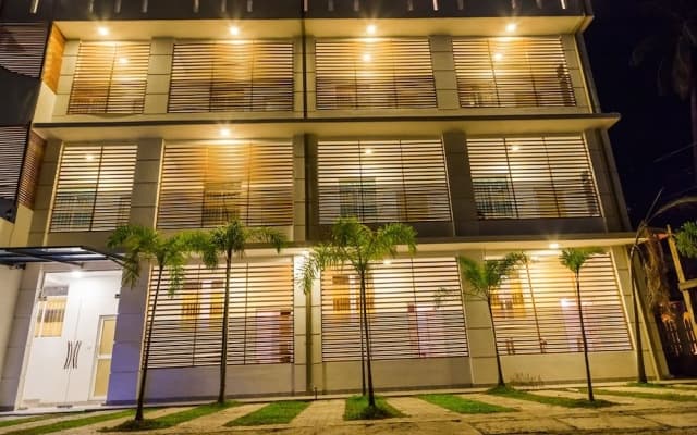 The Crown plaza airport hotel