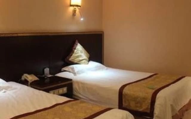 Jiangdu Paramount Hotel