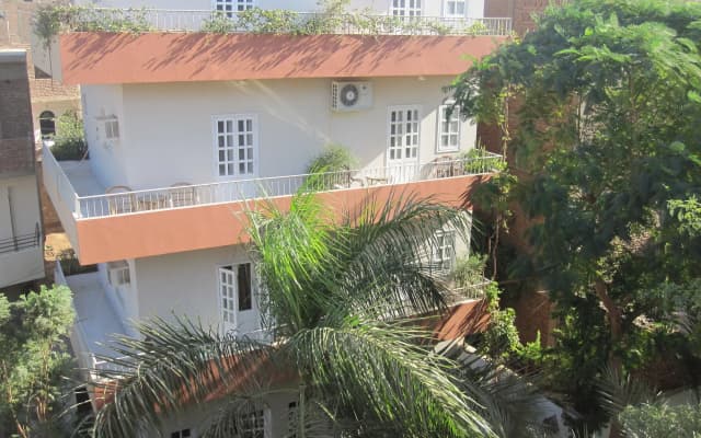 Amon Hotel