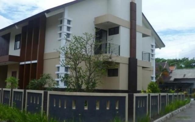 Twin House
