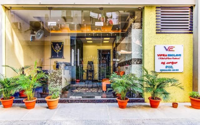 FabHotel Emara Boutique - Near Koramangala
