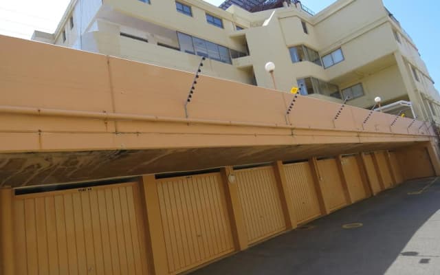 2 Bronze Beach Umhlanga