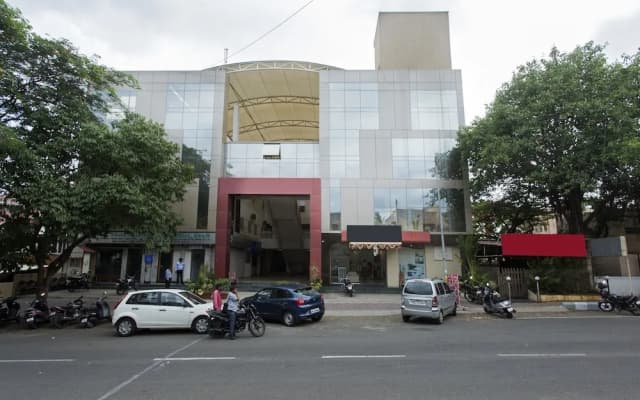 OYO 1647 Hotel Regent