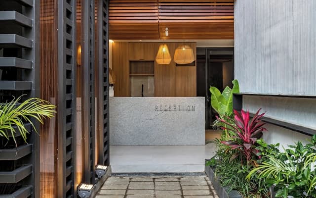 Alex Villas Complex N4