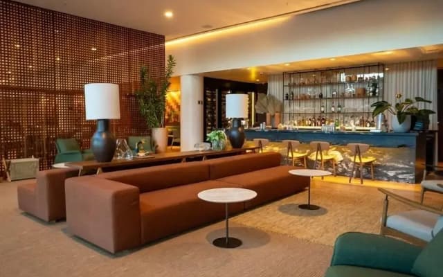 Mona Hotel