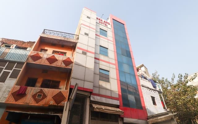 OYO Flagship 77835 Moon Palace 2