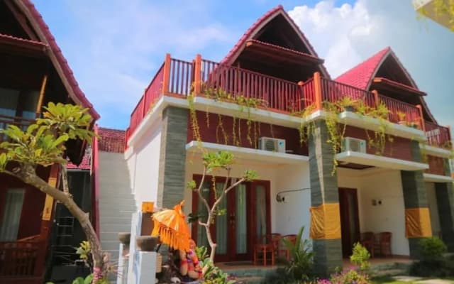 Ayu Laba Beach Villa and Resto