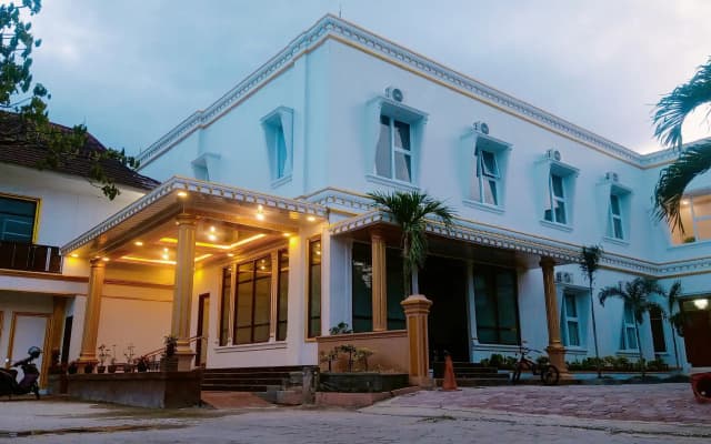 Dewiza Hotel