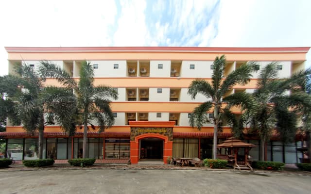 Central Park Hotel