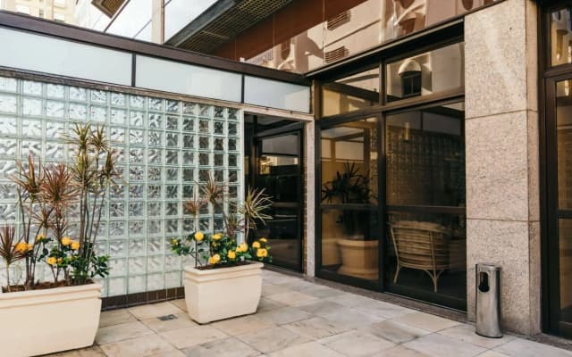Mc Flats Country Residence Service