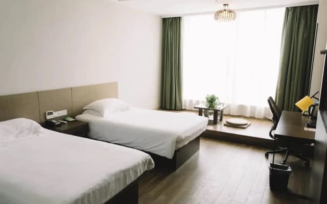 Motel 168 (Rudong Administrative Center)