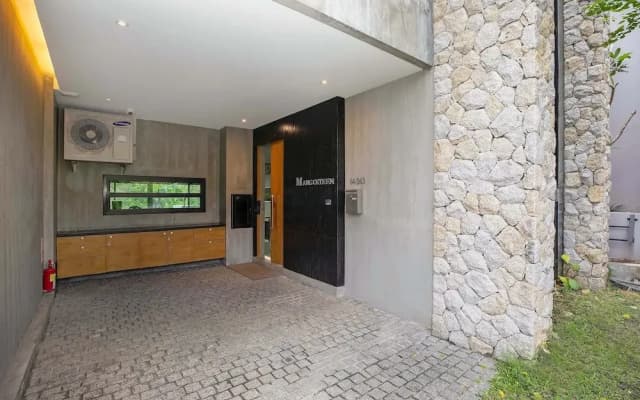 Avant-Garde 4BR Pool Villa Otero Kamala