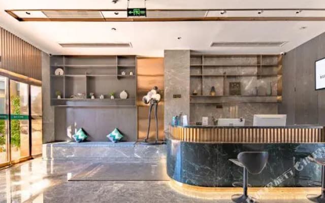 Rezen Laizhu Hotel (Lianhua)