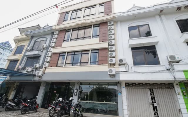 Airy Dukuh Pakis Kupang Baru Raya 19 Surabaya