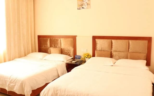 Huajun Hotel