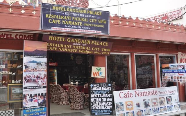 Hotel Gangaur Palace