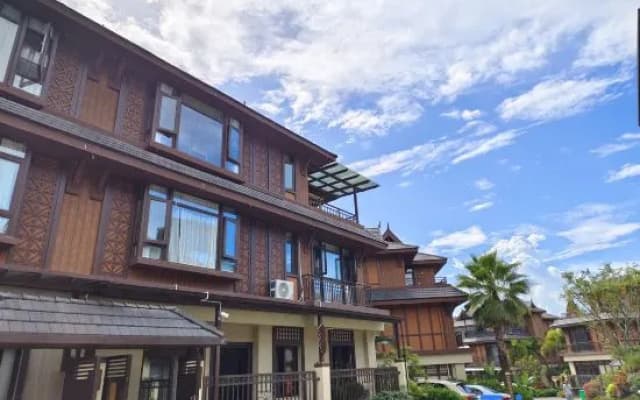 Mangshi Chengxiang Mantu Homestay (Yi Nationality Ancient Town Branch)