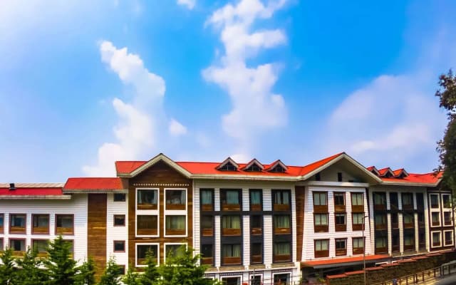 Ramada by Wyndham Gangtok Hotel & Casino Golden