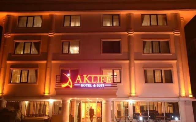 Ak Life Hotel