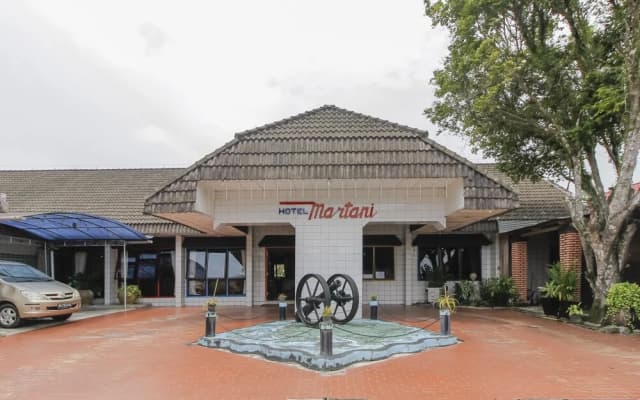 RedDoorz near Pelabuhan Tanjung Pandan Belitung