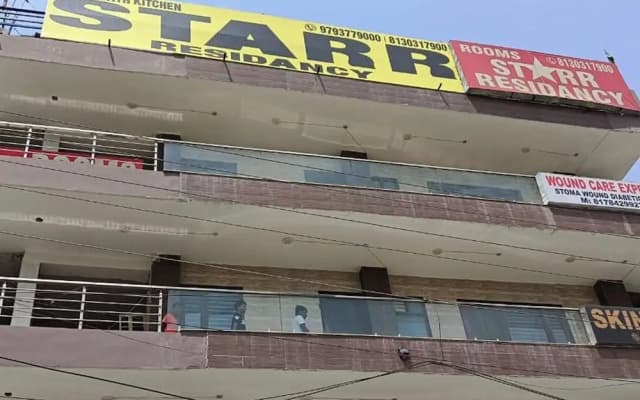 FabHotel Starr Residency
