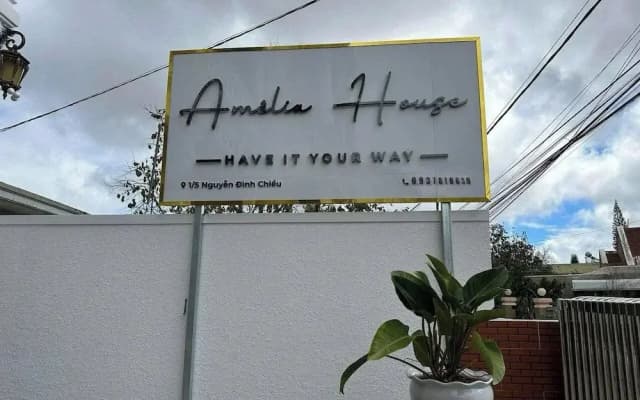 Amelia House - Boutique Hotel