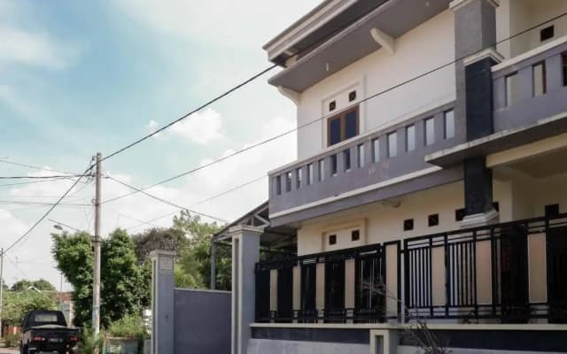 RedDoorz near RSUD Nganjuk
