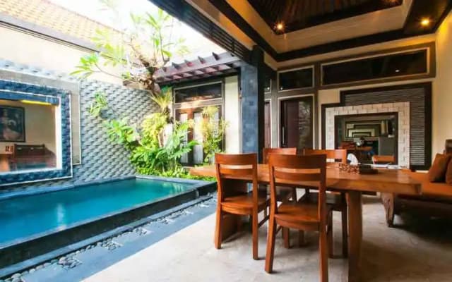 Taman Sari Bali Villas Kerobokan