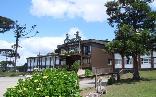 Hotel Fazenda Pampas