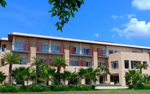 Ritz Resort