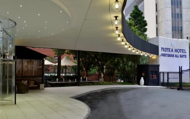 The Parktonian All Suite Hotel